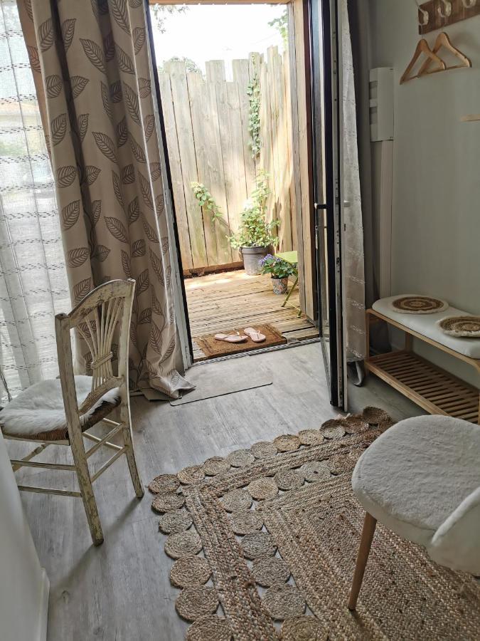 Au Poeme Du Chene, Logement Independant, Calme, Parking Gratuit Basse-Goulaine エクステリア 写真