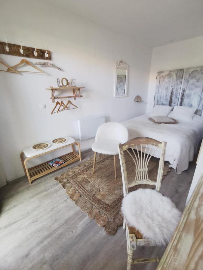 Au Poeme Du Chene, Logement Independant, Calme, Parking Gratuit Basse-Goulaine エクステリア 写真